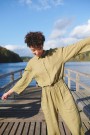Work jumpsuit, buksedress i lin fra Linenfox - olive thumbnail