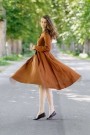 Classic Dress, Long Sleeves, Warm Brown fra Son de Flor -  1 igjen (L) thumbnail