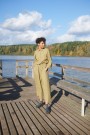 Work jumpsuit, buksedress i lin fra Linenfox - olive thumbnail