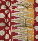 Sittepute av vintage sarier, 40 x 40 cm - No 59 thumbnail