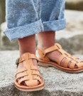 Ringkøbing (bio), lys sandal fra Duckfeet thumbnail