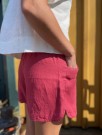 Jeri Linen Shorts, linshorts fra Linenfox - chilli red (få igjen - XS og L/XL) thumbnail