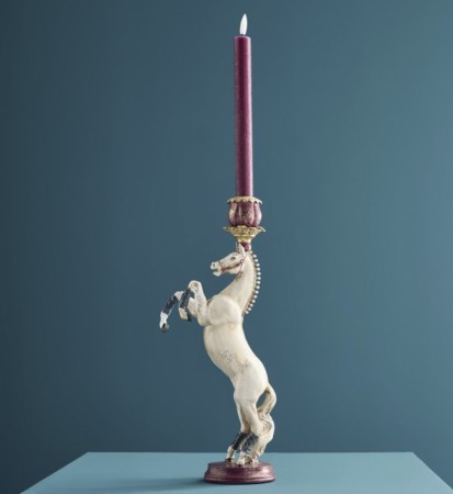 Sirkushest lysestake, hvit polyresin, 15 × 9,5 × 35,5 cm