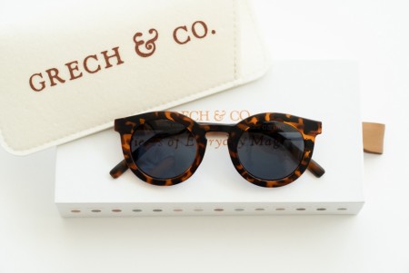 Unisex solbriller til voksne i resirkulert plast fra Grech & Co - Tortoise 