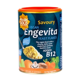 Næringsgjær, vegan yeast flakes som er tilsatt B12 fra Marigold, 125g