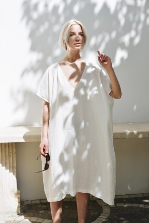 Amalfi dress, linkjole fra Linenfox - milky white (med lommer i sidene) - midlertidig utsolgt