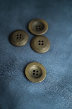 22 mm Corozo knapp khaki