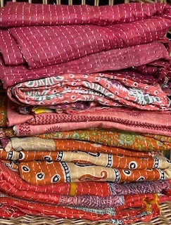 Tynne kantha-tepper