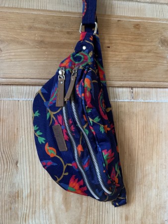 Rompetaske av vintage sarier - No 20