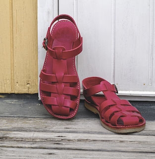 Ringkøbing (Pink), mørk rosa skinnsandal fra Duckfeet (kun 1 par igjen, str 36)