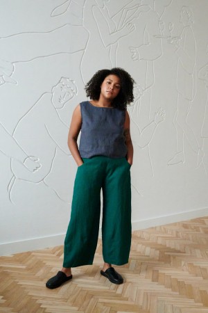 FRANKIE PANTS, LINBUKSE FRA LINENFOX- emerald green (vanlig benlengde)