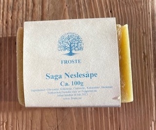 Saga neslesåpe fra Froste Naturprodukter (ryddesalg)