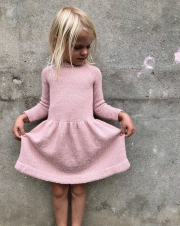 Petite knit - karlas kjole - 1 igjen