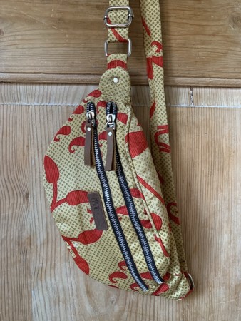 Rompetaske av vintage sarier - No 17