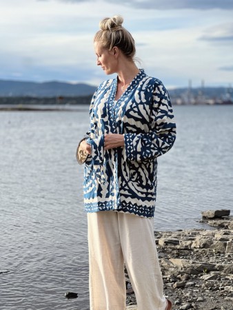 Appliquè jakke fra By Linn Andersen, Blå ( 1 igjen)