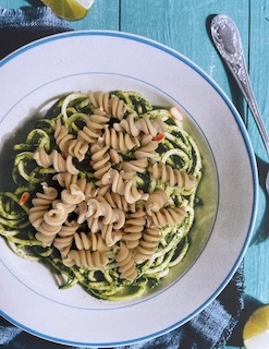 HÅNDLAGET pastaskruer av spelt, økologisk fra VIDARÅSEN LANDSBY, 500g, løsvekt