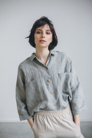 Kay shirt, linskjorte fra Linenfox, grey stripes