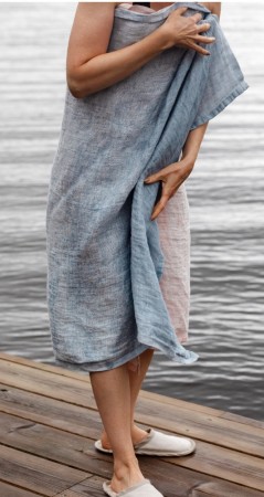 SAARI - Badehåndkle i 100% lin fra Lapuan Kankurit, rose/blue